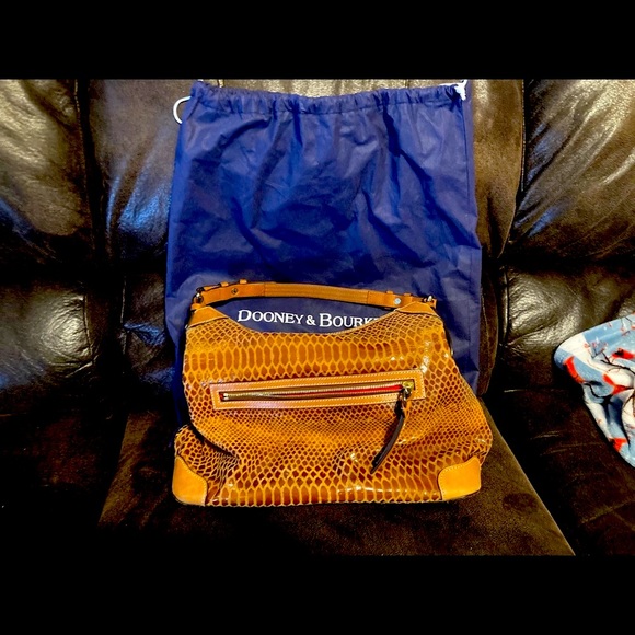4 Dooney & Bourke Purses! Selling together:) - Picture 7 of 9